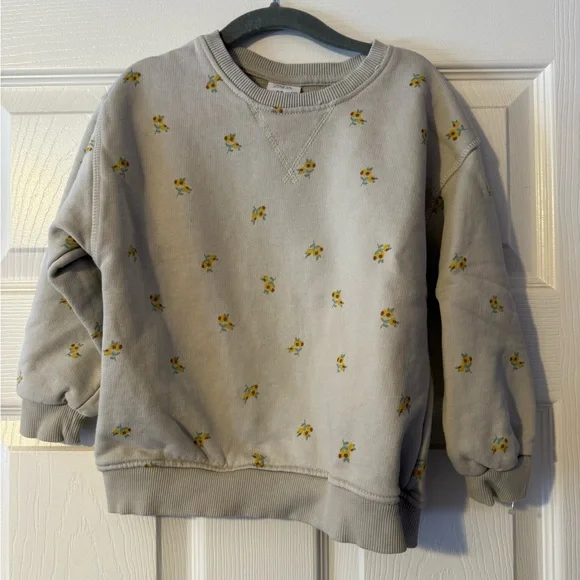 Zara Kids Sweater with Yellow Floral Pattern - Picture 1 of 4